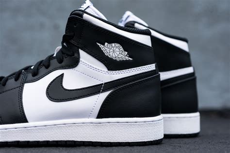 nike jordan schwarz weiß|air jordan 1 schuhe.